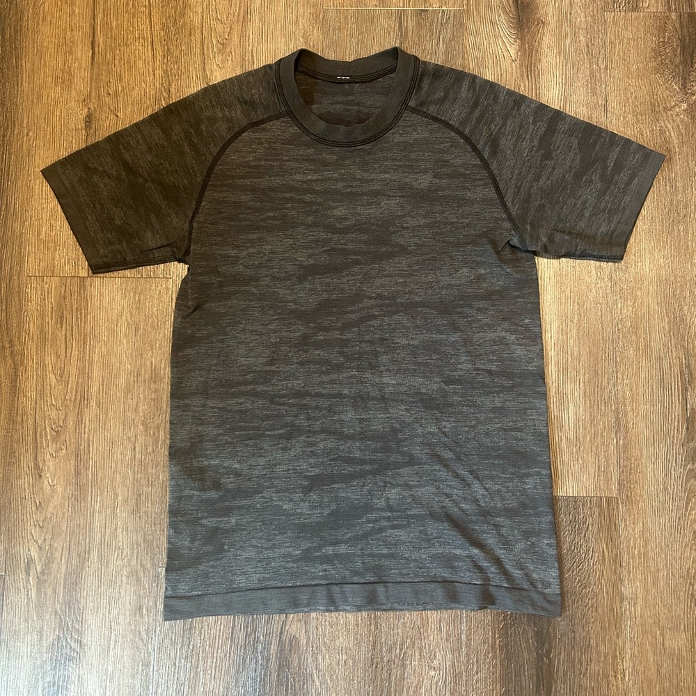 Lululemon Men’s Metal Vent Tech Short Sleeve